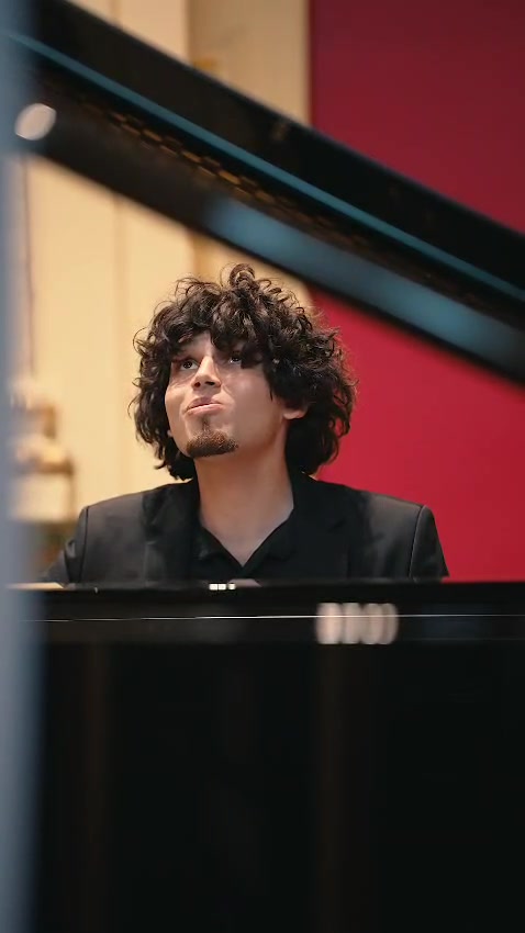 A laureate performing